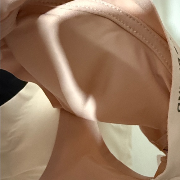 Lucky Brand Women's Lightweight Pullover/Athletic Bra Set -M, Set of 3, NWT - Picture 4 of 7